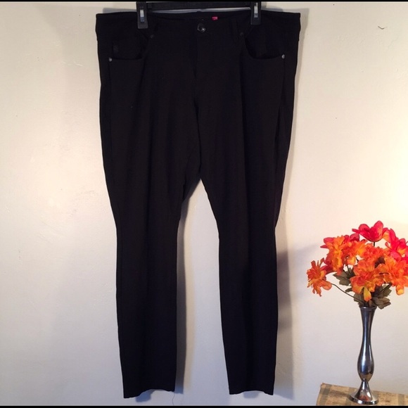 torrid Pants - Torrid black skinny pants, stretchy. Size 20